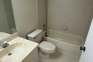 2334 S Cypress Bend Dr, Pompano Beach, FL 33069 - Photo 17