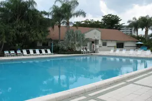 2334 S Cypress Bend Dr, Pompano Beach, FL 33069 - Photo 19