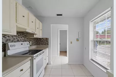 315 Cape Cod Circle #B, Lake Worth, FL 33467 - Photo 7