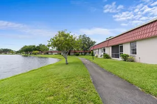 315 Cape Cod Cir, Lake Worth, FL 33467 - Photo 15