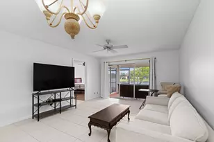 315 Cape Cod Cir, Lake Worth, FL 33467 - Photo 3