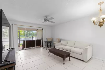 315 Cape Cod Circle #B, Lake Worth, FL 33467 - Photo 5