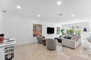100 NW 69th Cir, Boca Raton, FL 33487 - Photo 11