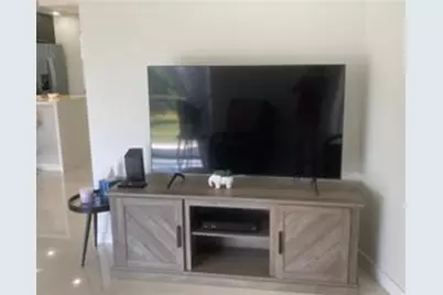 565 Oaks Lane #305, Pompano Beach, FL 33069 - Photo 13