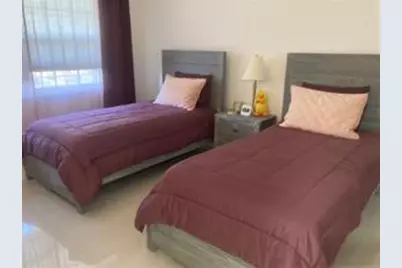 565 Oaks Lane #305, Pompano Beach, FL 33069 - Photo 11
