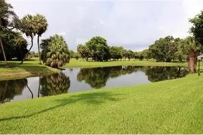 565 Oaks Lane #305, Pompano Beach, FL 33069 - Photo 39