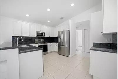7639 Tarpon Cove Circle, Lake Worth, FL 33467 - Photo 5