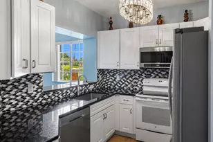 1216 NW 100th Ave, Pembroke Pines, FL 33024 - Photo 21