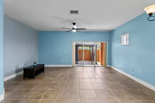 1216 NW 100th Ave, Pembroke Pines, FL 33024 - Photo 27