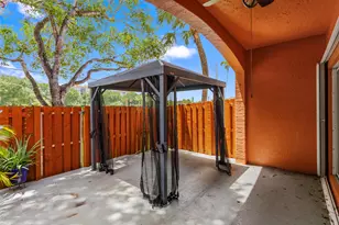 1216 NW 100th Ave, Pembroke Pines, FL 33024 - Photo 33