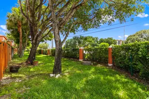 1216 NW 100th Ave, Pembroke Pines, FL 33024 - Photo 37