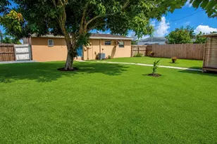 465 Waseca Dr Dr, Lake Worth, FL 33462 - Photo 15