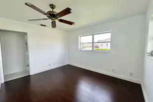 2885 Crosley Dr E, West Palm Beach, FL 33415 - Photo 19