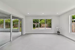 350 NE 42nd St, Oakland Park, FL 33334 - Photo 33