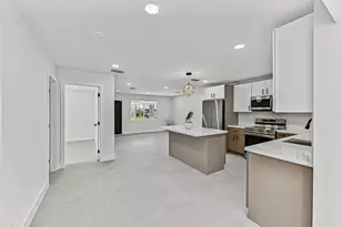 350 NE 42nd St, Oakland Park, FL 33334 - Photo 29