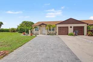 8464 Lake Worth Ct, Wellington, FL 33467 - Photo 1