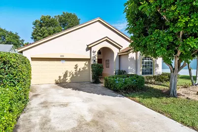 125 Saratoga Boulevard E, Royal Palm Beach, FL 33411 - Photo 1