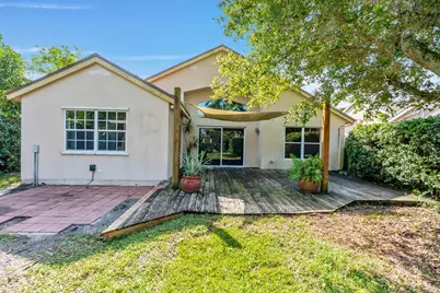 125 Saratoga Boulevard E, Royal Palm Beach, FL 33411 - Photo 37