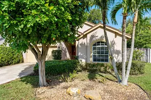 125 Saratoga Blvd E, Royal Palm Beach, FL 33411 - Photo 3