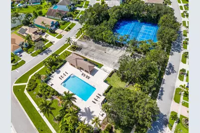 125 Saratoga Boulevard E, Royal Palm Beach, FL 33411 - Photo 53