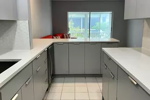 2171 NE 66th St, Fort Lauderdale, FL 33308 - Photo 3