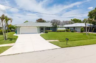1423 SE Pitcher Rd, Port Saint Lucie, FL 34952 - Photo 17