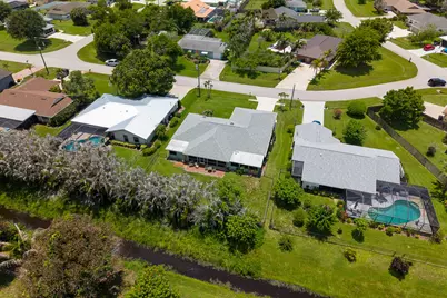 1423 SE Pitcher Road, Port Saint Lucie, FL 34952 - Photo 9