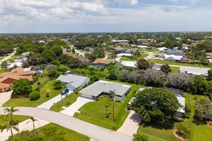 1423 SE Pitcher Rd, Port Saint Lucie, FL 34952 - Photo 3