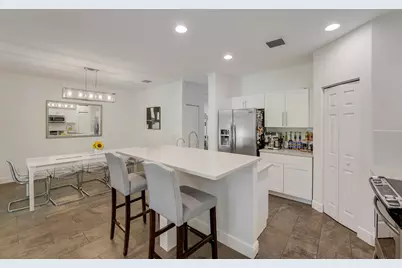 323 Spruce Street #323, Boynton Beach, FL 33426 - Photo 3