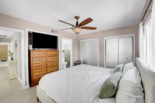 555 NW 50th Pl, Boca Raton, FL 33431 - Photo 19