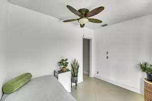 555 NW 50th Pl, Boca Raton, FL 33431 - Photo 29