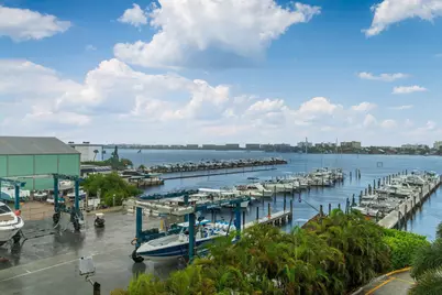 806 E Windward Way #405, Lantana, FL 33462 - Photo 7