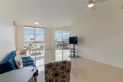 806 E Windward Way #405, Lantana, FL 33462 - Photo 3