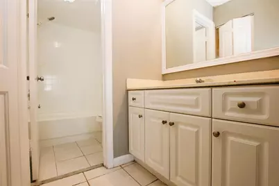 217 Lake Pointe Drive #107, Oakland Park, FL 33309 - Photo 21