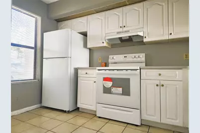 217 Lake Pointe Drive #107, Oakland Park, FL 33309 - Photo 3