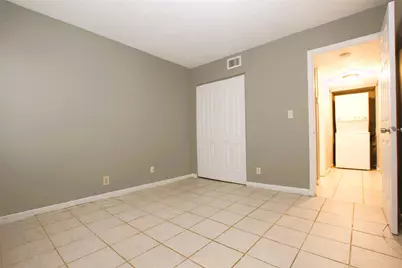 217 Lake Pointe Drive #107, Oakland Park, FL 33309 - Photo 29