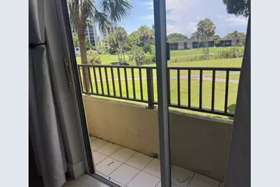 7508 La Paz Boulevard #202, Boca Raton, FL 33433 - Photo 11
