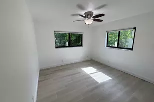 11660 NW 45th St, Coral Springs, FL 33065 - Photo 9