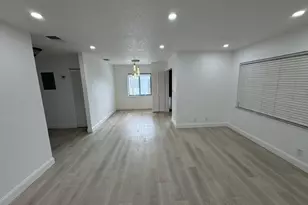 11660 NW 45th St, Coral Springs, FL 33065 - Photo 9