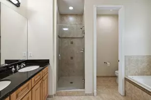 810 NW 83rd Ln, Boca Raton, FL 33487 - Photo 13