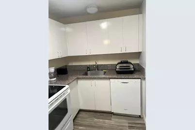 5070 Sanctuary Way #E, West Palm Beach, FL 33417 - Photo 7