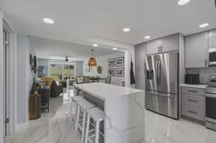 9823 S Hollybrook Lake Dr, Pembroke Pines, FL 33025 - Photo 9