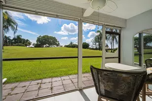 9823 S Hollybrook Lake Dr, Pembroke Pines, FL 33025 - Photo 19