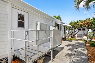 5 Cedar Drive #CD5, Briny Breezes, FL 33435 - Photo 5