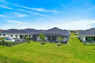 13892 SE Riversway St, Port Saint Lucie, FL 34984 - Photo 11