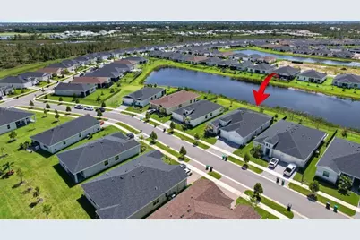 13892 SE Riversway Street, Port Saint Lucie, FL 34984 - Photo 9