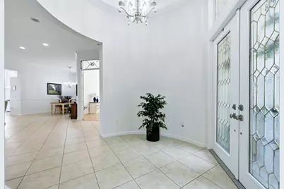 9857 Via Grande W, Wellington, FL 33411 - Photo 3