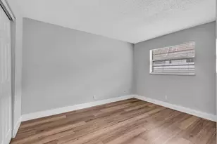 232 SE 9th Ave, Pompano Beach, FL 33060 - Photo 15