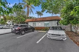 232 SE 9th Ave, Pompano Beach, FL 33060 - Photo 23