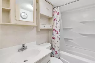 2131 Acapulco Dr, Miramar, FL 33023 - Photo 21